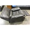 Image 12 : BRAND NEW BROWN PALOMINO FABRIC SOFA SET, WITH COUNTOURED MEMORY FOAM SEATS, WHITE BROWN STITCHING, 