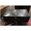 Image 2 : ANTIQUE METAL TRUNK ROYAL CANADIAN AIR FORCE