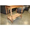 Image 3 : ANTIQUE OAK 2 TIER PARLOR TABLE