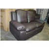 Image 2 : NEW BROWN LEATHER ASHLEY DESIGN LOVESEAT, CONTEMPORARY COMFORTABLE SEATING, RETAIL $949