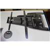 Image 3 : NEW OVERSTOCK INSIGNIA 47 80 INCH FULL MOTION TV WALL MOUNT