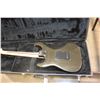 Image 5 : SQUIRE STRATOCASTER IN CASE