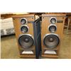 Image 3 : PAIR OF TECHNICS FLOOR SPEAKERS