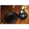 Image 1 : LODGE USA CAST IRON PAN AND TEAPOT