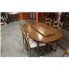 Image 3 : OAK DINING TABLE WITH 2 LEAFS AND FIVE CHAIRS