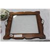 Image 2 : VINTAGE TRAY WITH COLLECTIBLE CHINA HEN ON NEST AND MUSICAL TEAPOT ETC