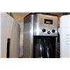 Image 2 : STAINLESS COFFE MAKERS AND BRADMAKER SEALER AND PHONE