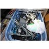Image 5 : TOTE OF ELECTRONICS EQUALIZER AND VIDEOGAMES