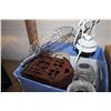 Image 4 : DECORATIVE METAL WARE AND CHRISTMAS GIFTWARE