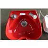 Image 4 : RED HAIR DRESSER SINK AND WHEAT MACHINE
