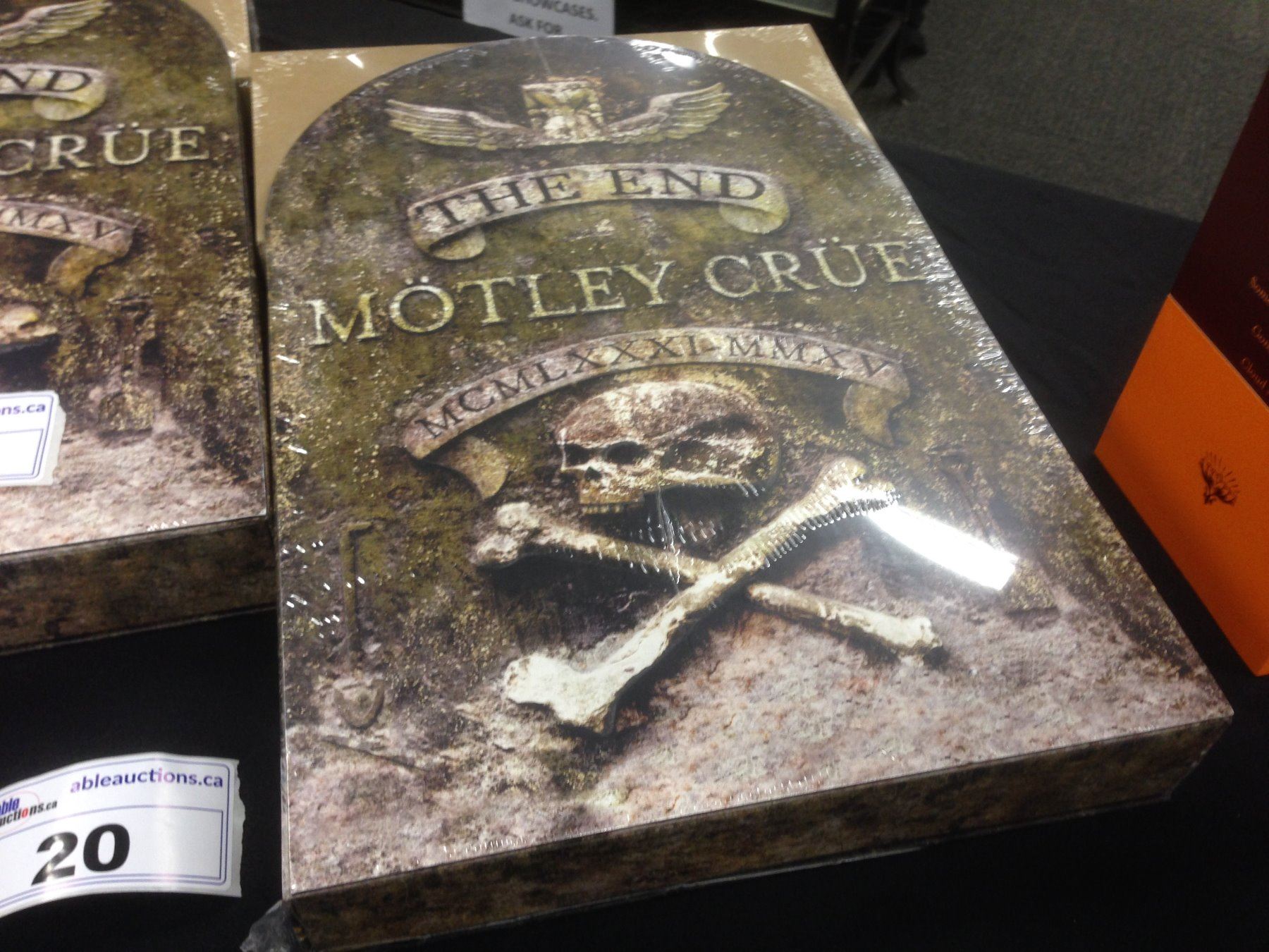 MOTLEY CRUE 'THE END' BOX SET INCLUDING 6 MOTLEY CRUE CATALOG ALBUMS