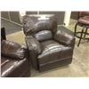 Image 2 : DARK LEATHER RECLINING ARM CHAIR