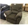Image 1 : BROWN ROCKER/RECLINER ARM CHAIR
