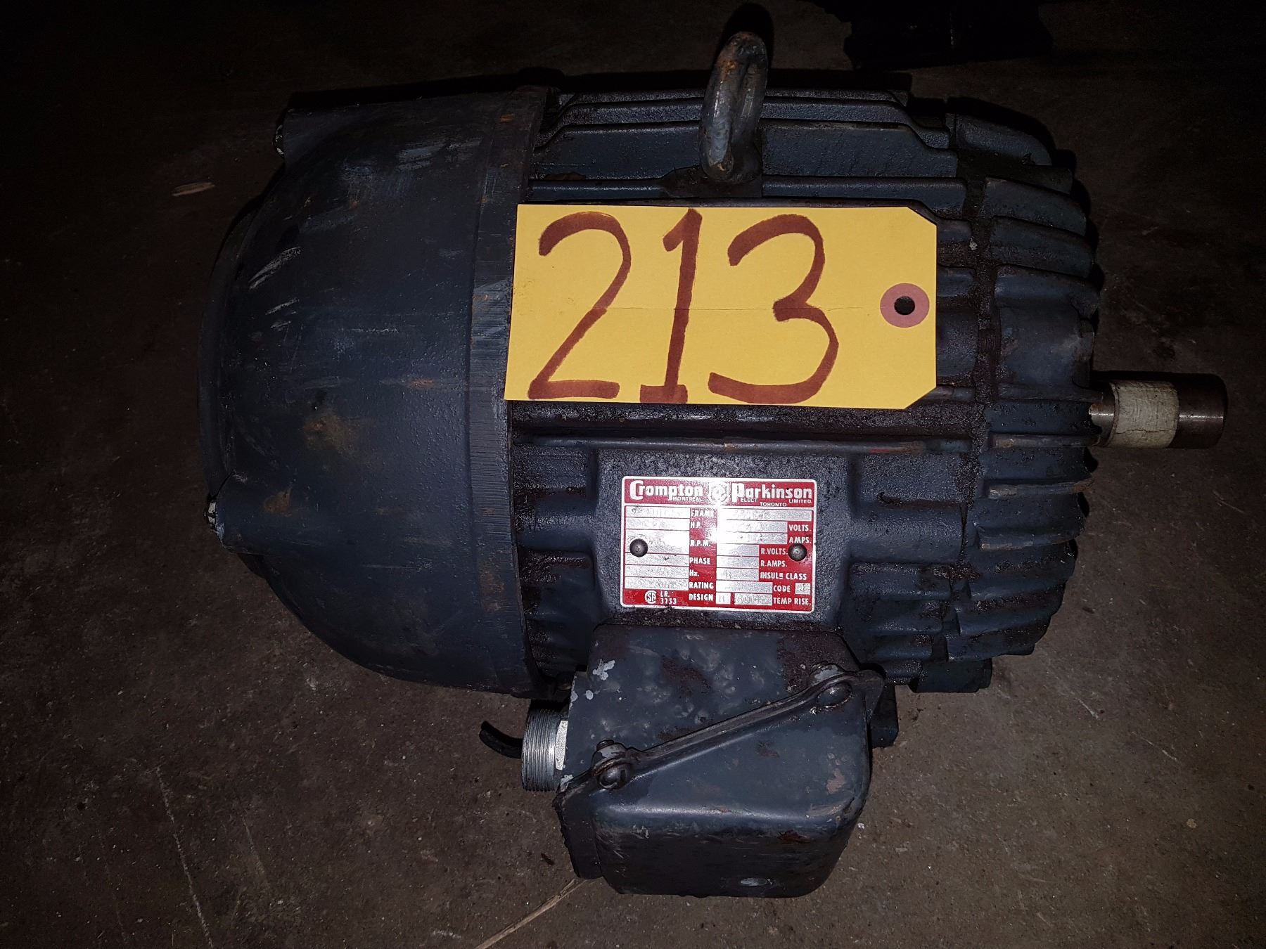 Crompton Parkinson Electric Motor 2HP 575v - Atelier STCG inc