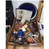 Image 1 : BOX LOT MISC ANTIQUES/VINTAGE COLLECTIBLES