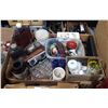 Image 1 : BOX LOT COLLECTIBLES