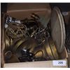 Image 1 : BOX LOT OF LAMP PARTS