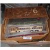 Image 1 : LOT OF VINTAGE LICENSE PLATES