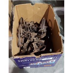 BOX OF VINTAGE TRAPS