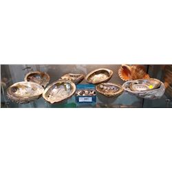 SHELF LOT OF ABALONE SHELLS, CONCH SHELL, AND POLISHED ROCKS