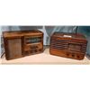 Image 1 : TWO VINTAGE RADIOS