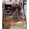 Image 1 : BOX LOT MISC GLASS COLLECTIBLES