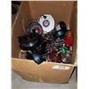 Image 1 : BOX LOT FISHING REELS