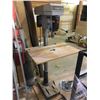 Image 2 : DELTA 17-965 3/4 HP 16.5 INCH FLOOR DRILL PRESS