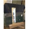 Image 1 : GLASS CART WITH CONTENTS