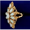 Image 2 : Large Vintage Opal Ring in 14K Yellow Gold