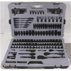 NEW STANLEY 183PC SOCKET SET.