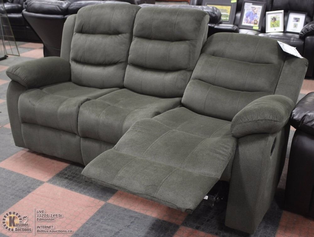 NEW DARK GREEN FABRIC RECLINING 75" SOFA