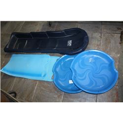 LOT OF SLEDS