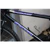 Image 2 : BLACK CCM PURSUIT BIKE