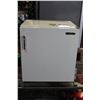 Image 1 : POLAR BAR FRIDGE