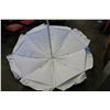 Image 3 : WHISTLER PATIO UMBRELLA