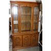 Image 2 : 2 PIECE OAK CHINA CABINET