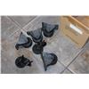 Image 1 : BOX OF CASTORS