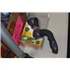 Image 2 : BOX OF BIKE PUMP AXE HEAD AND SPRAY NOZZLE AND COLEMAN LANTERN