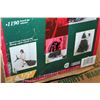 Image 3 : 6 1/2 FOOT PRELIT CHRISTMAS TREE