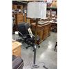 Image 1 : ADJUSTABLE MODERN FLOOR LAMP
