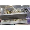 Image 1 : LOT OF ESTATE PEARL JEWELLRY AND WATCH