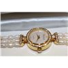 Image 2 : LOT OF ESTATE PEARL JEWELLRY AND WATCH