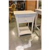 Image 2 : MODERN WHITE VANITY WITH MIRROR AND TWO MATCHING NIGHTSTANDS