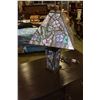 Image 2 : LEADED GLASS STYLE TABLE LAMP