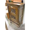 Image 1 : HIGHLY CARVED OAK CUPBOARD