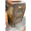 Image 2 : HIGHLY CARVED OAK CUPBOARD