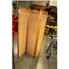 Image 2 : WOOD FOLDING SCREEN