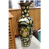 Image 1 : PAINTED VASE