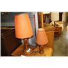 Image 1 : 2 WOODEN LAMPS